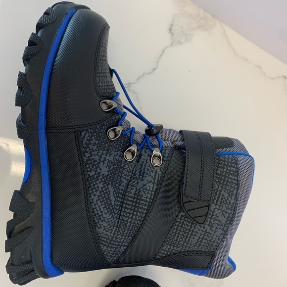 Quest 3M Thinsulate Kids Winter Snow Boots Water Resistant Blue Black Size 5 - Picture 13 of 13